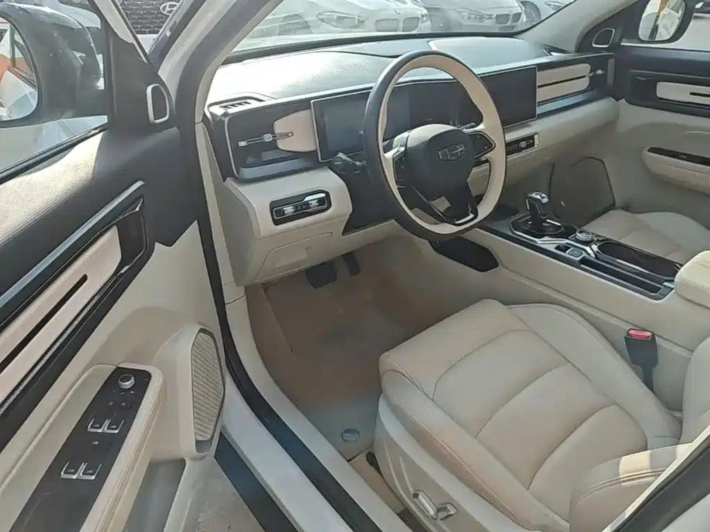 Geely ICON 2023 1.5TD Chocolate Edition — миниатюра 16