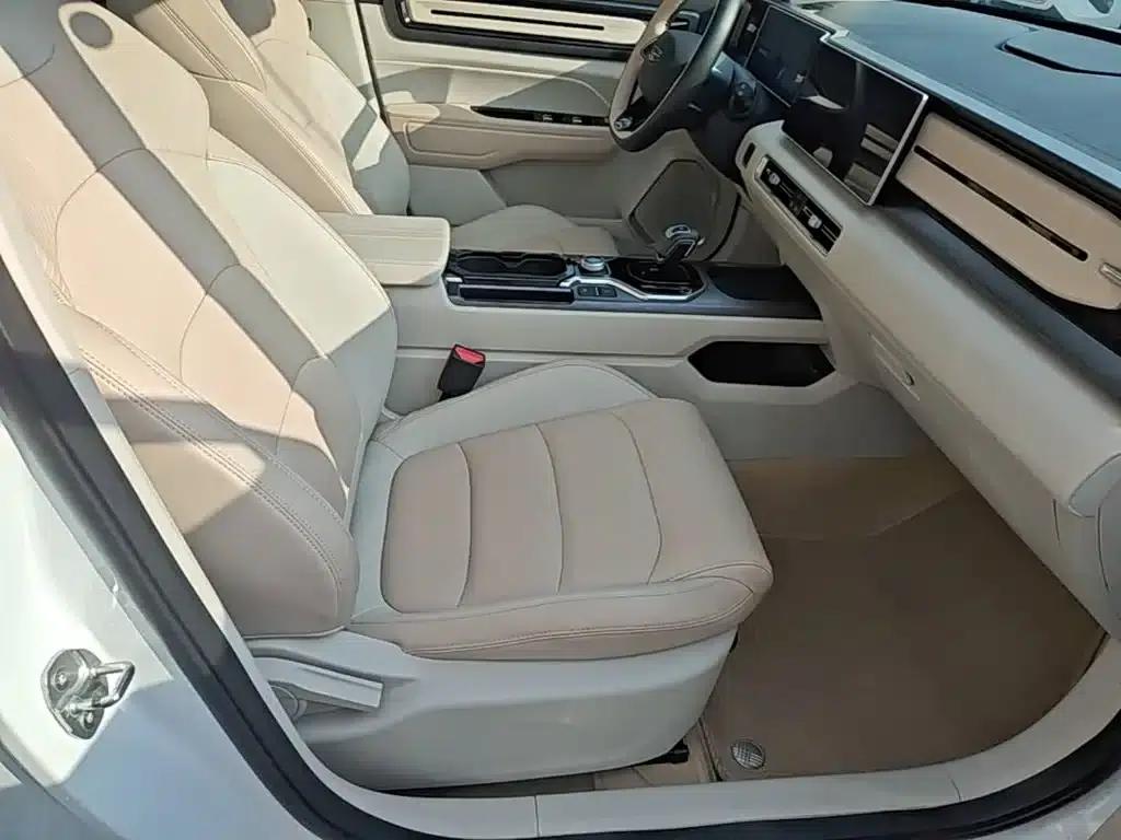 Geely ICON 2023 1.5TD Chocolate Edition — миниатюра 25