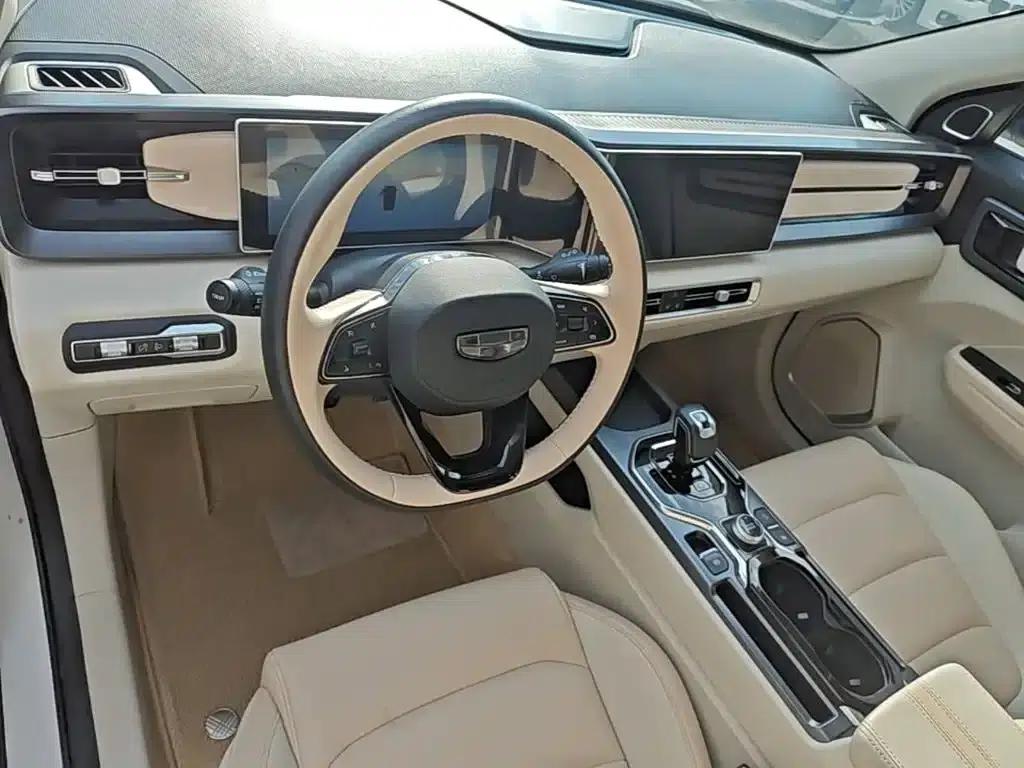 Geely ICON 2023 1.5TD Chocolate Edition — миниатюра 10