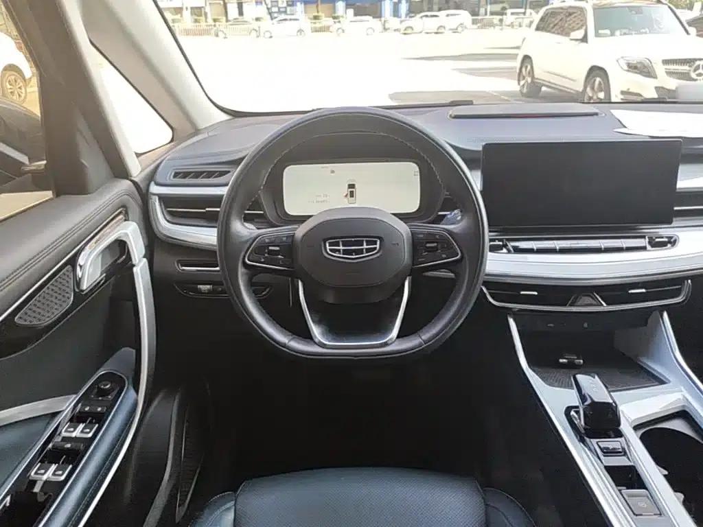 Jiaji 2023 Model L 1.5TD DCT Luxury Edition — миниатюра 7