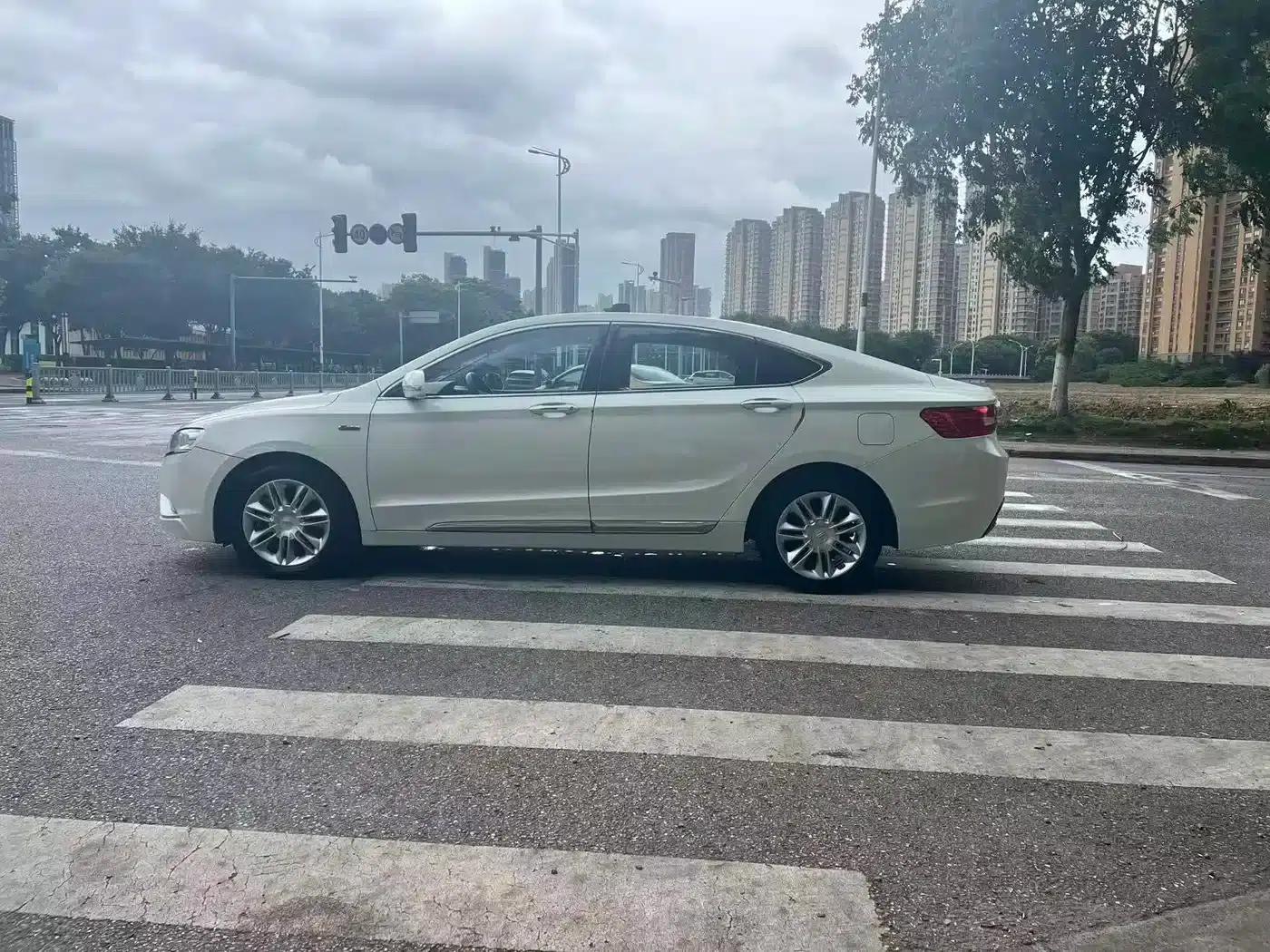 Geely Borui 2015 1.8T Comfort Edition — миниатюра 3