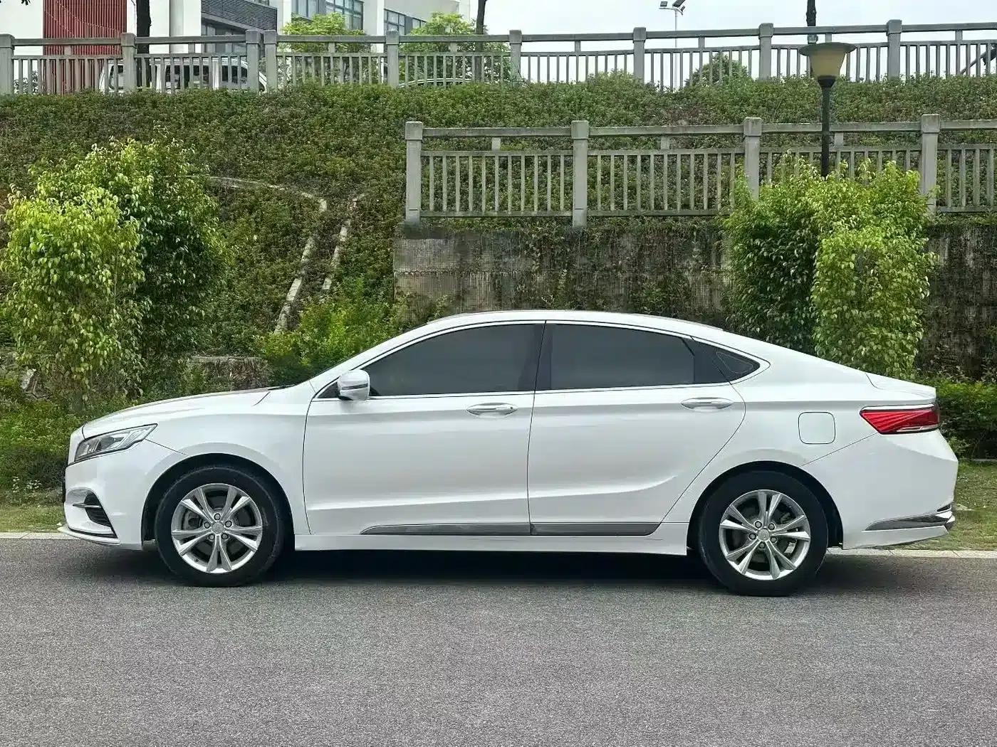 Geely Borui 2018 1.8T Comfort Smart Edition — миниатюра 3