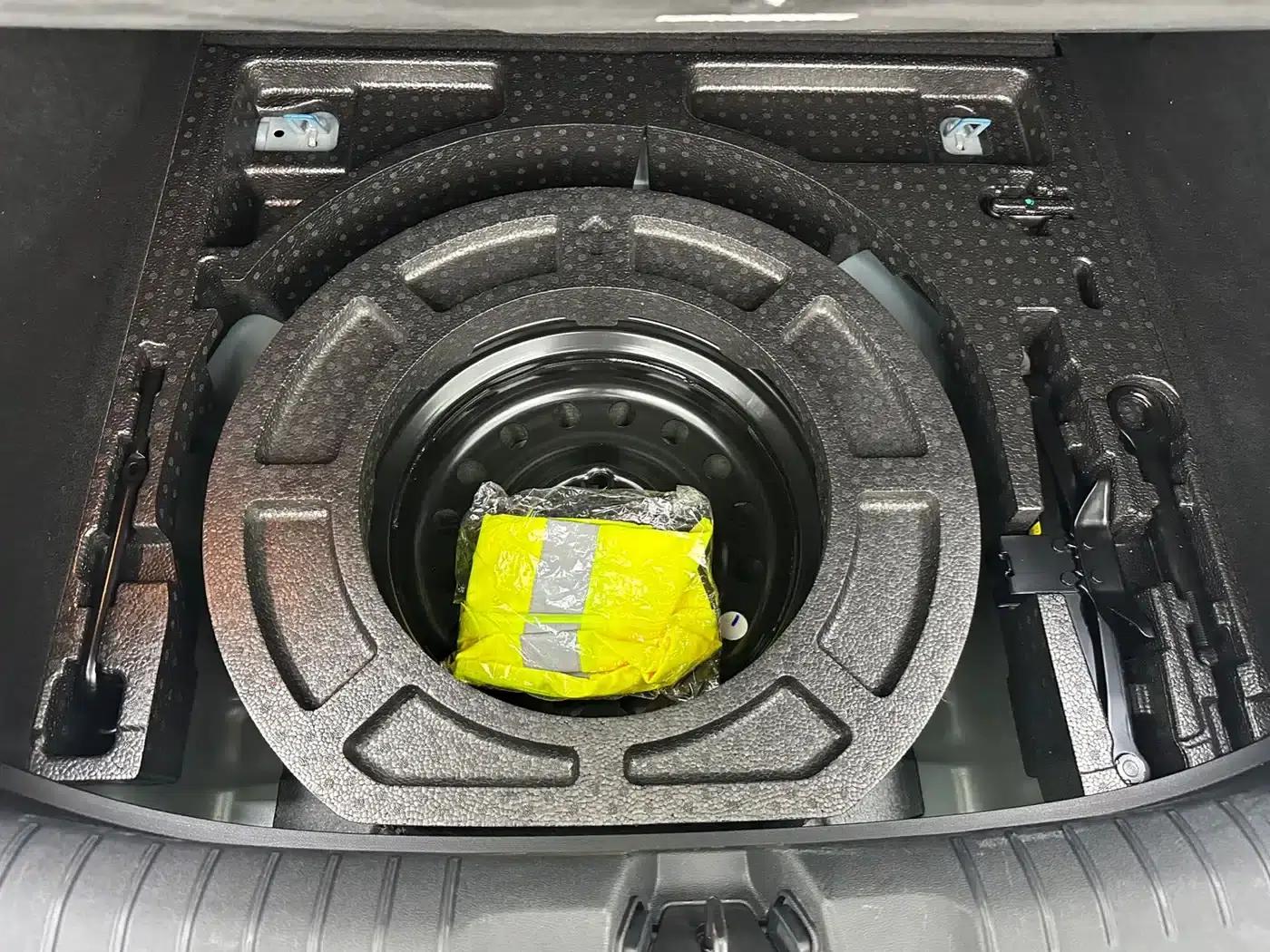 Geely Emgrand S 2022 1.4T CVT Crossover Player Edition — миниатюра 14