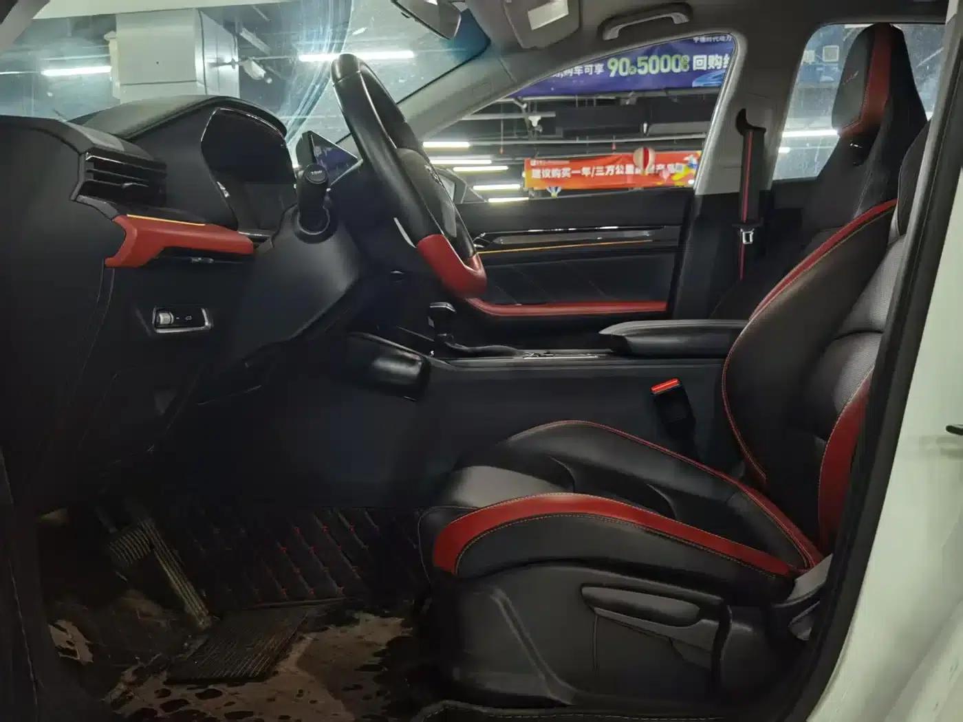 Geely Emgrand S 2021 1.4T CVT Luxury Edition — миниатюра 6