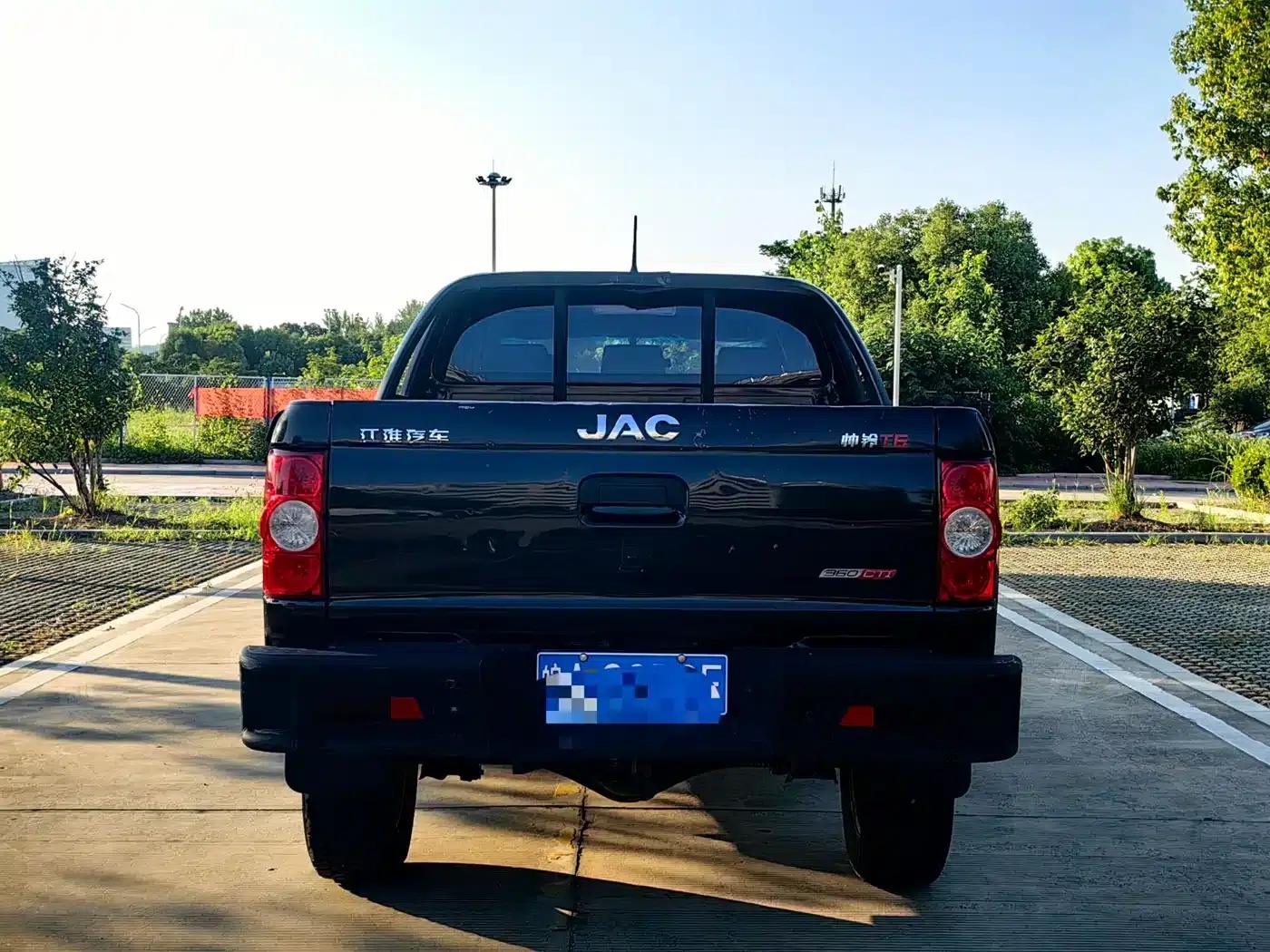 JAC T6 2023 2.0T Diesel Two-Wheel Drive Engineering Luxury Long Wheelbase — миниатюра 17