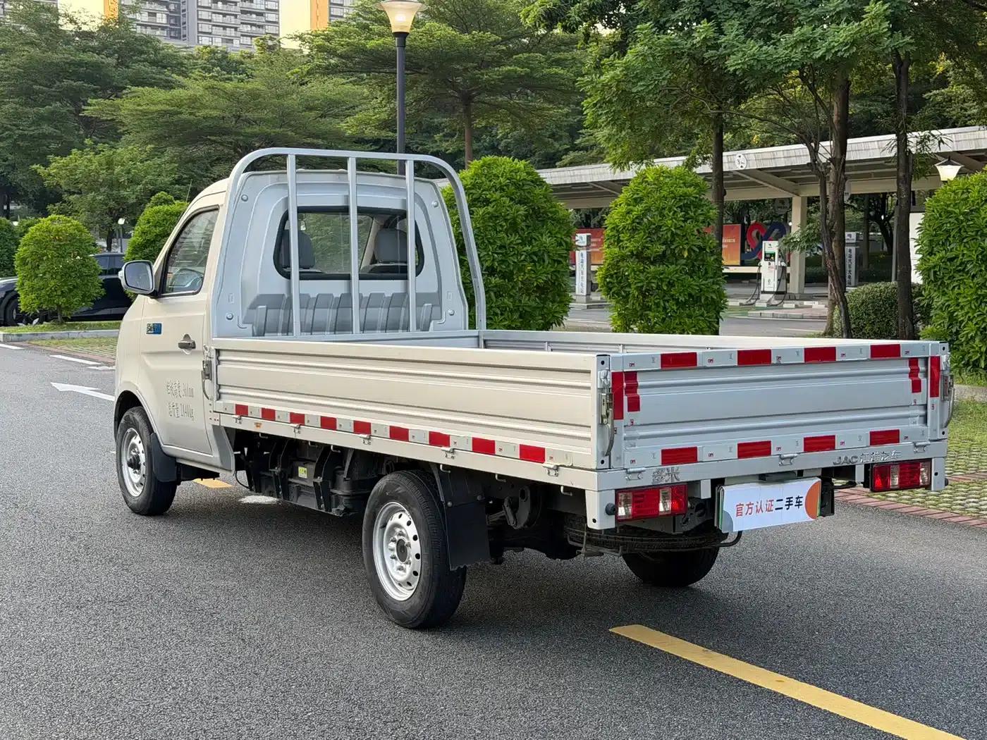 Domi EV1 2023 model cargo truck — миниатюра 8