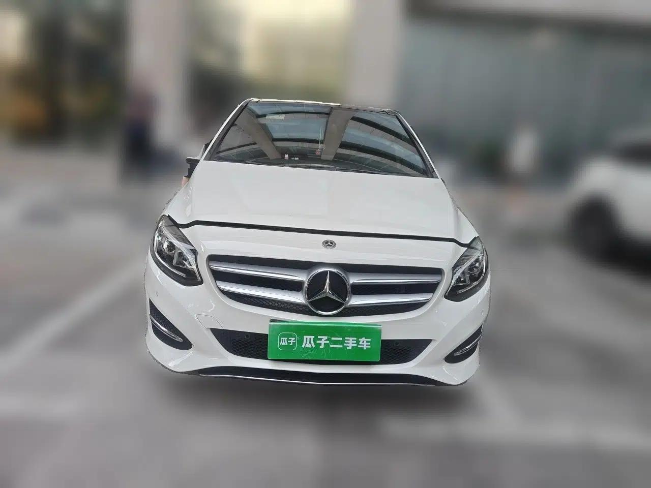 Mercedes-Benz B-Class 2018 B 200 Fashion Model — миниатюра 2