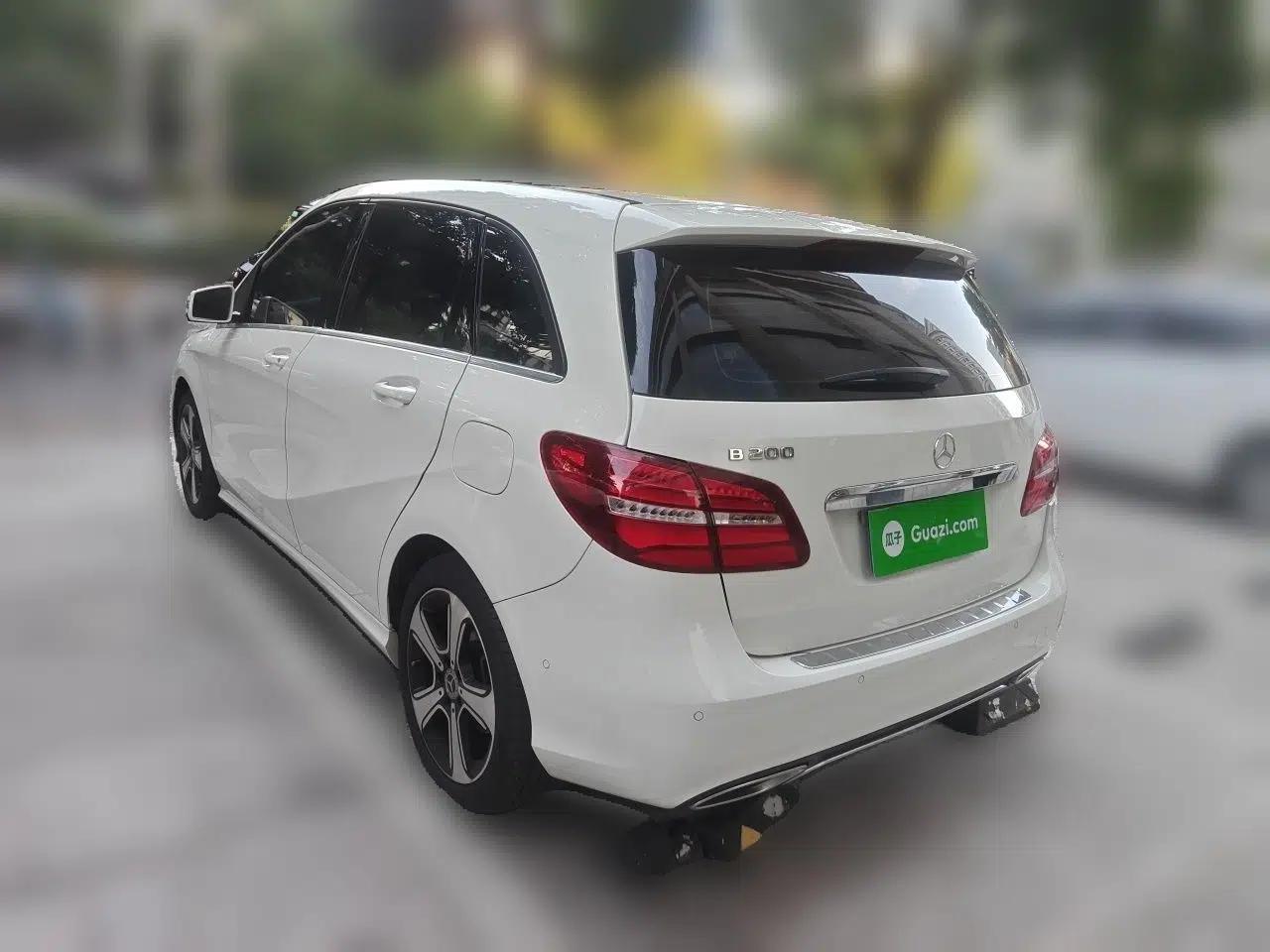 Mercedes-Benz B-Class 2018 B 200 Fashion Model — миниатюра 4