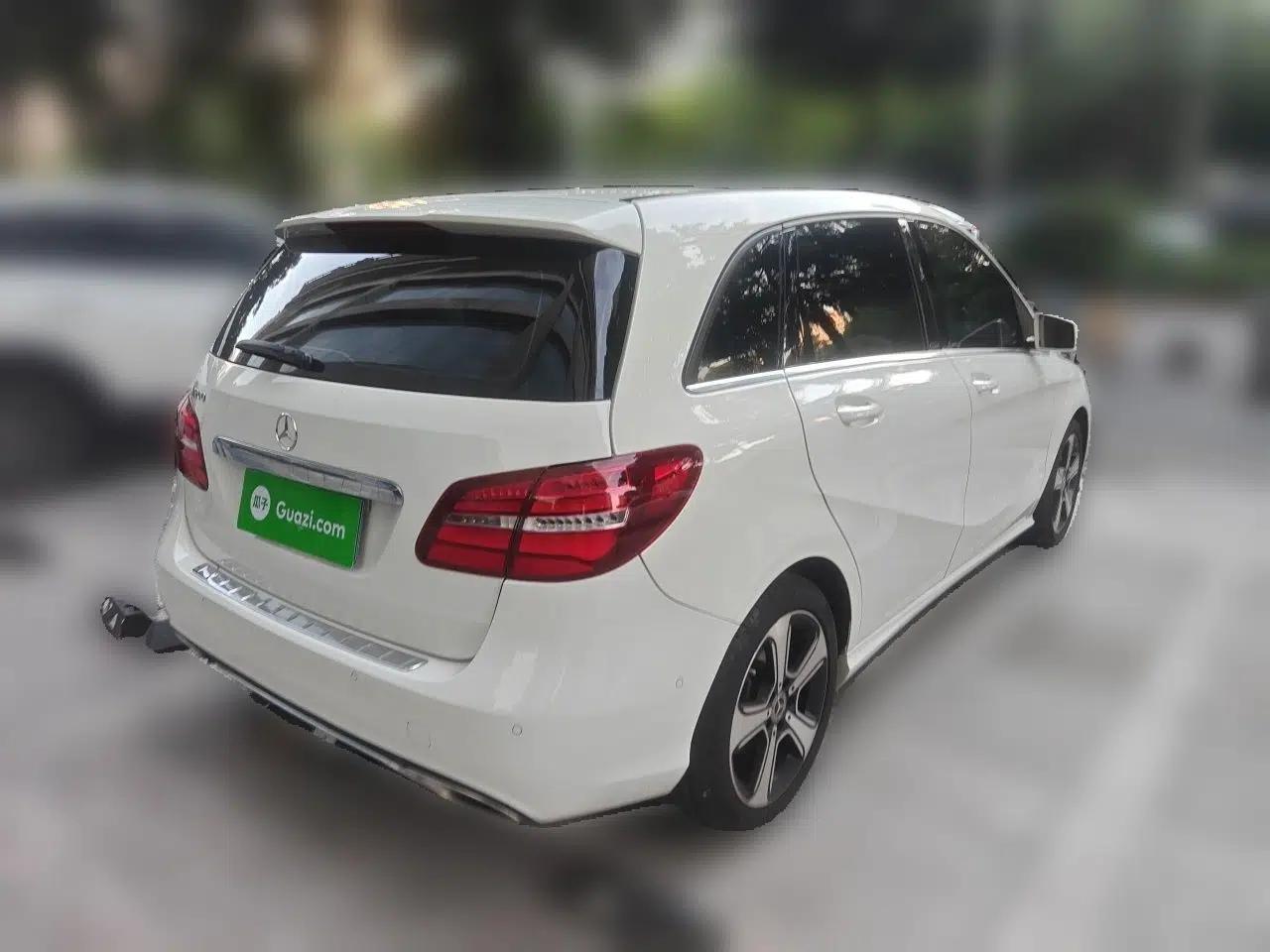 Mercedes-Benz B-Class 2018 B 200 Fashion Model — миниатюра 6