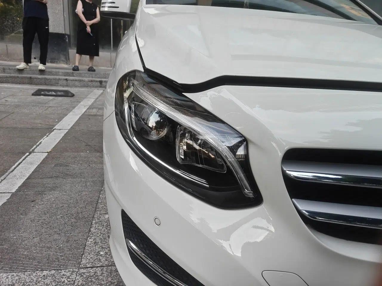 Mercedes-Benz B-Class 2018 B 200 Fashion Model — миниатюра 7