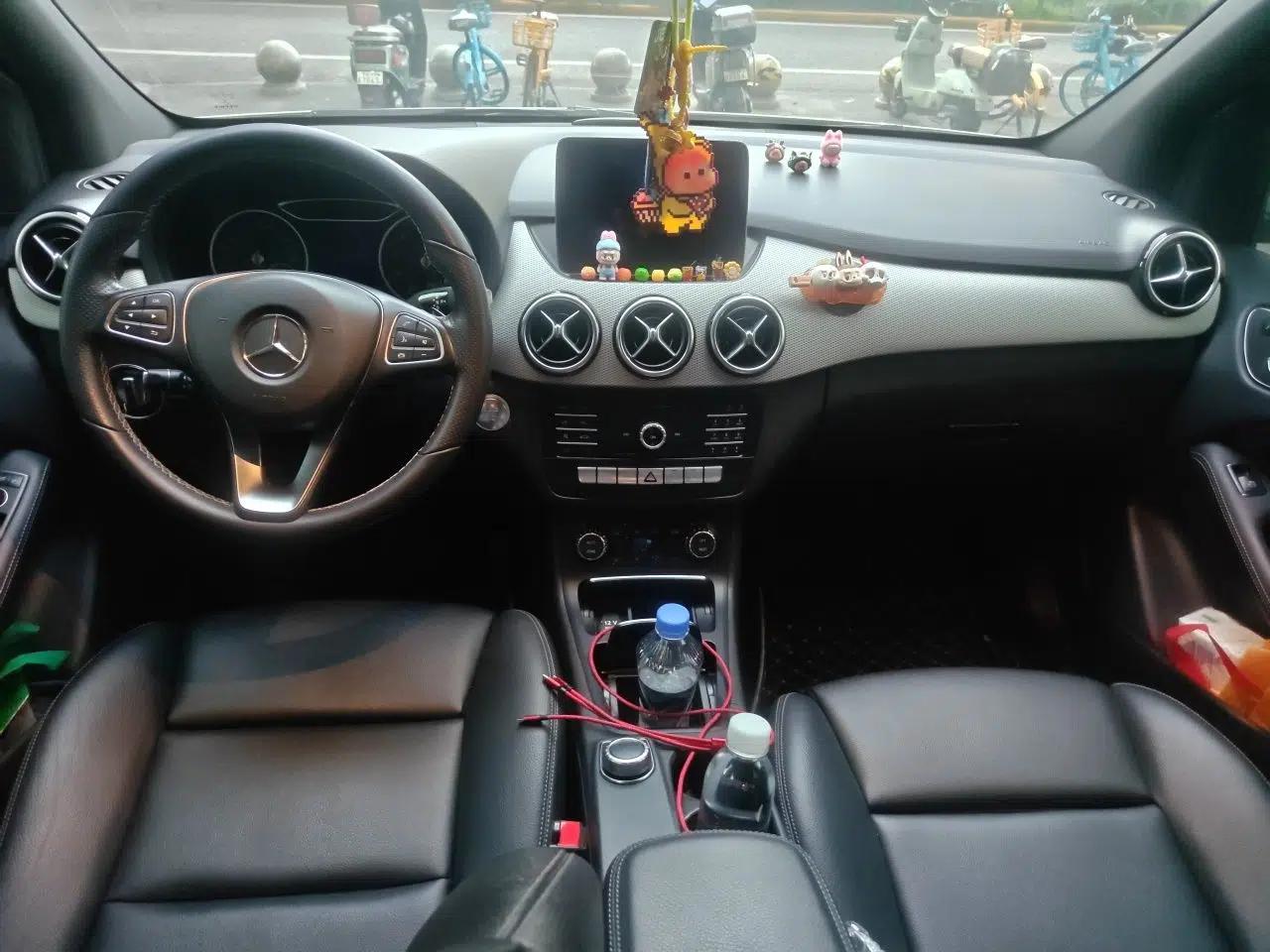 Mercedes-Benz B-Class 2018 B 200 Fashion Model — миниатюра 9