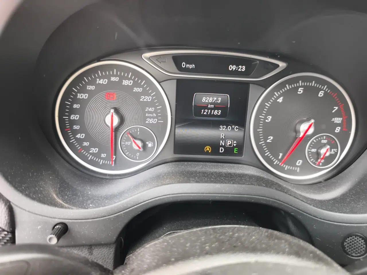 Mercedes-Benz B-Class 2015 B 260 Sport Edition — миниатюра 12