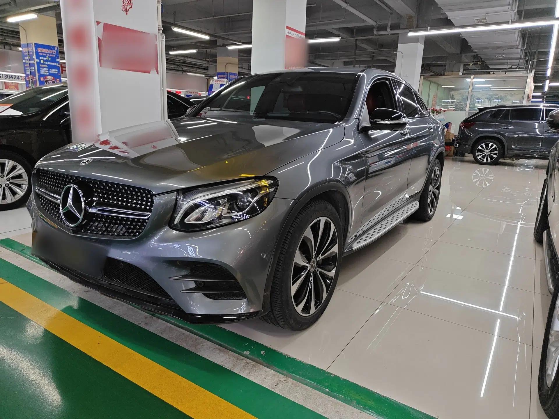 Mercedes-Benz GLC Coupe 2019 GLC 260 4MATIC Coupe SUV — миниатюра 1