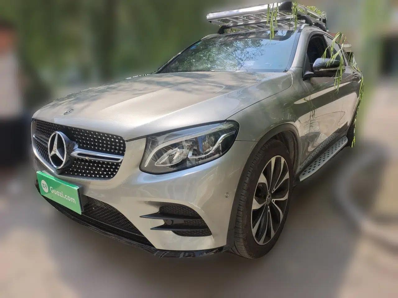 Mercedes-Benz GLC Coupe 2019 Facelift GLC 260 4MATIC Coupe SUV — миниатюра 1