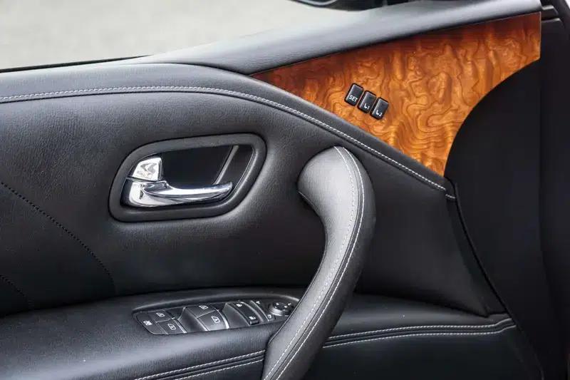 Infiniti QX80 2016 5.6L 4WD — миниатюра 14