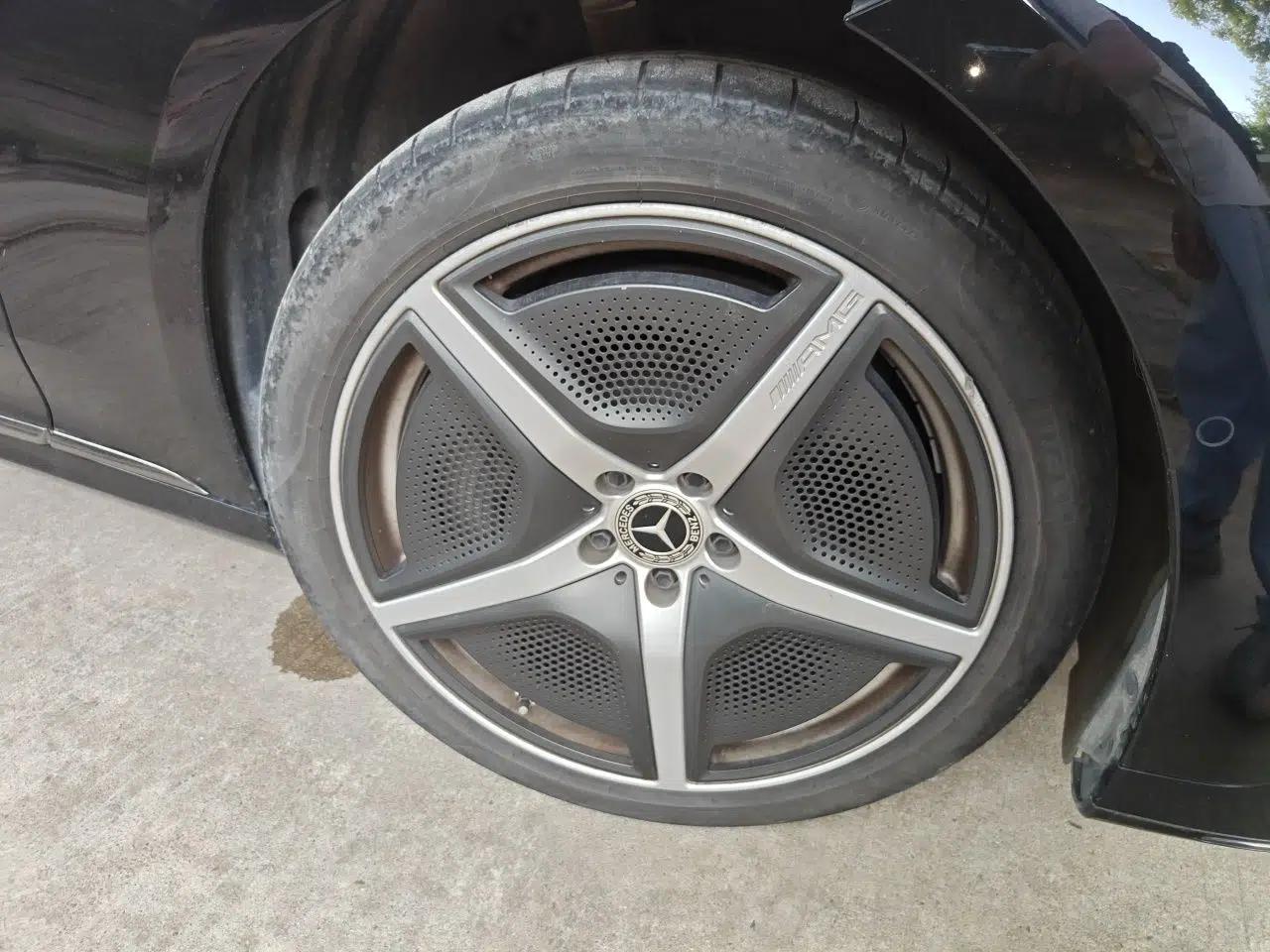 Mercedes-Benz EQE 2025 500 4MATIC Flagship Edition — миниатюра 8
