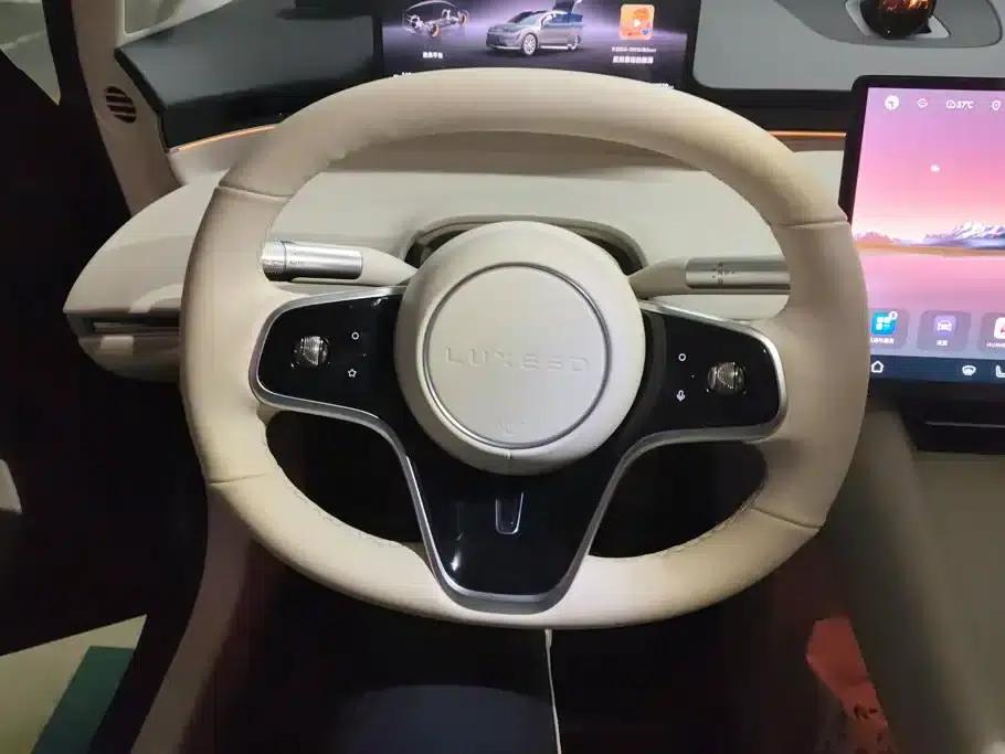 Zhijie R7 2025 Model, Extended Range 251km Max — миниатюра 15