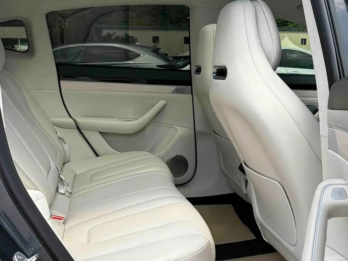 Zhijie R7 2024 Pure Electric 736km Ultra — миниатюра 12