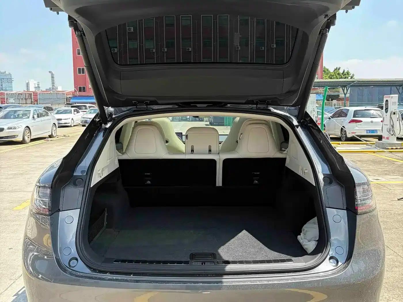 Zhijie R7 2024 Pure Electric 736km Ultra — миниатюра 19