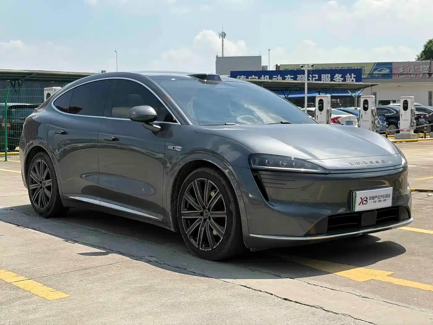 Zhijie R7 2024 Pure Electric 736km Ultra — миниатюра 3