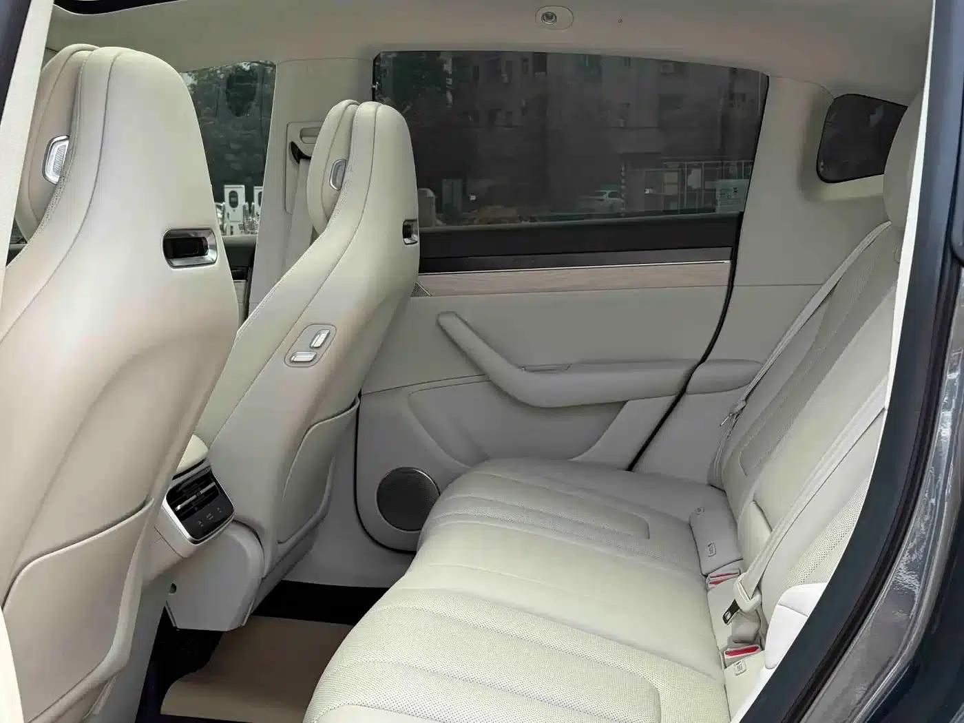 Zhijie R7 2024 Pure Electric 736km Ultra — миниатюра 10