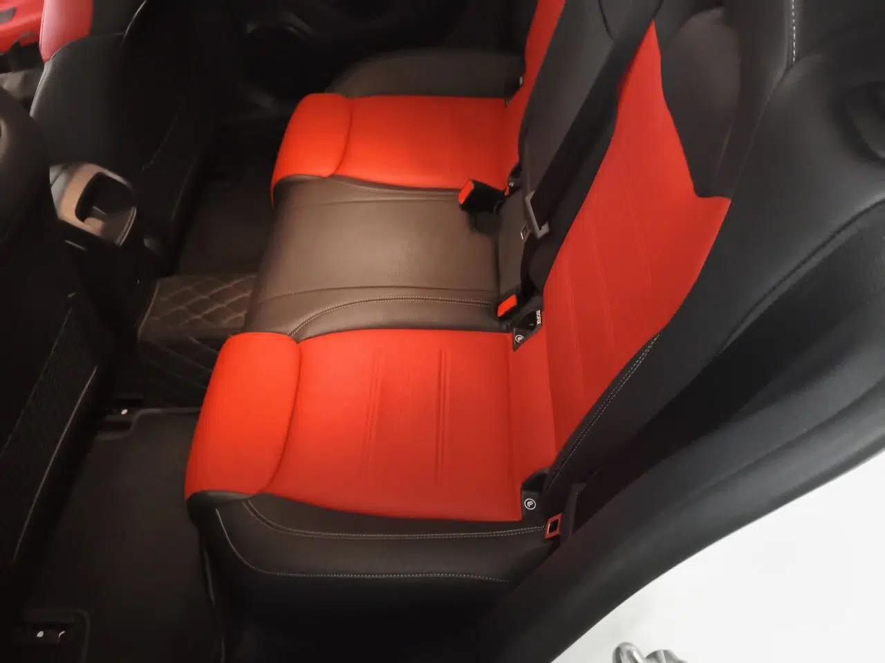 Mercedes-Benz A AMG 2022 AMG A 35 4MATIC — миниатюра 17
