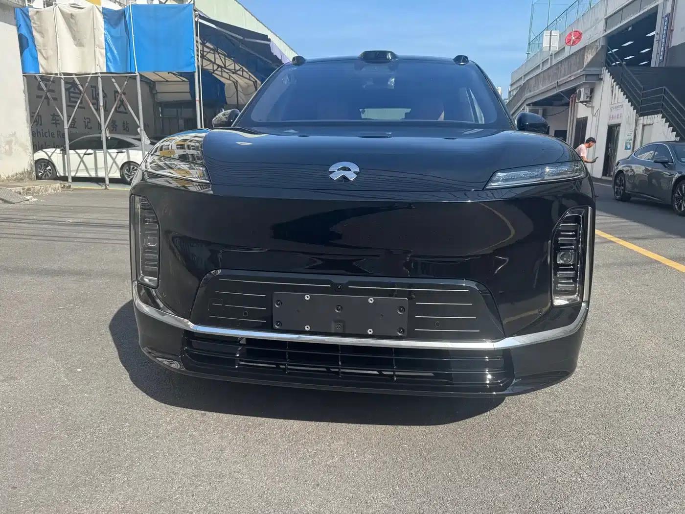 NIO ES9 2026 Model 102kWh Executive Island Luxury Edition — миниатюра 2