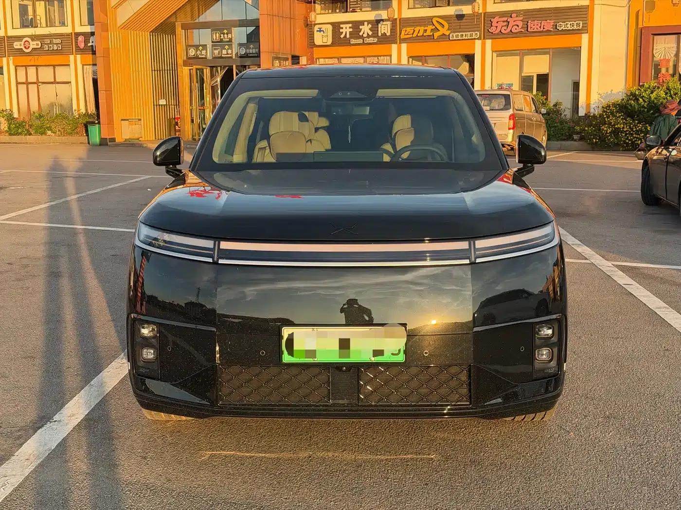 XPeng GX 2026 Extended Range 1585 AWD UltraSE — миниатюра 2