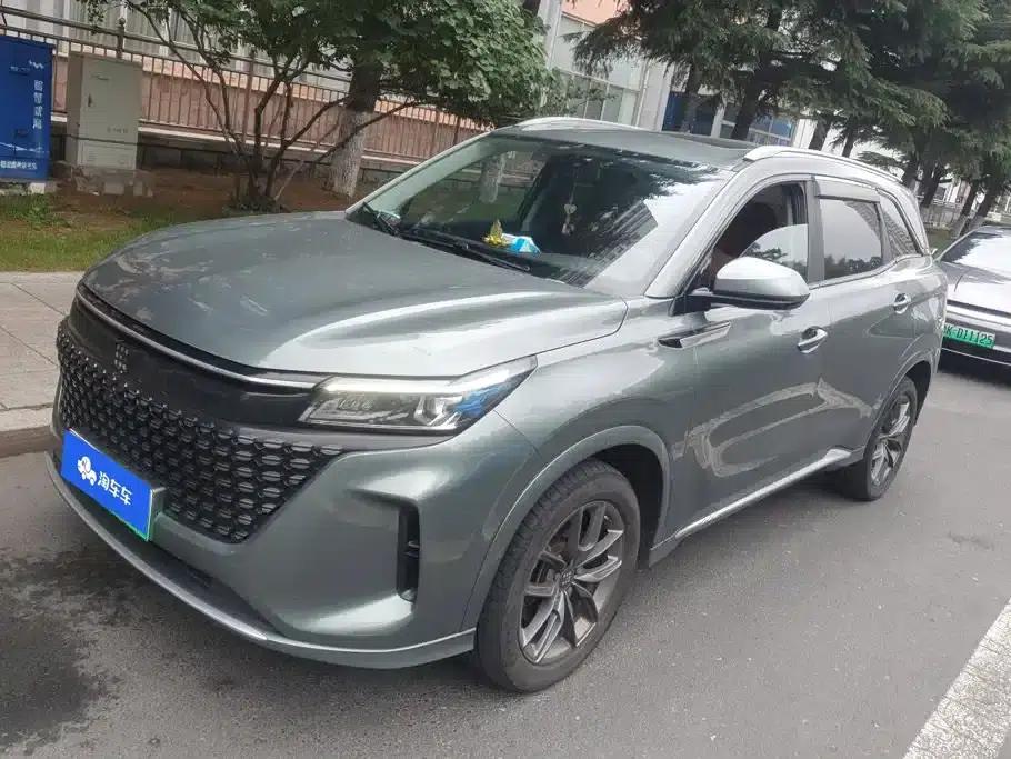 Blue Electric E5 2023 Model 1.5L DE-i 100KM Enjoyable Edition 5-Seater — миниатюра 1