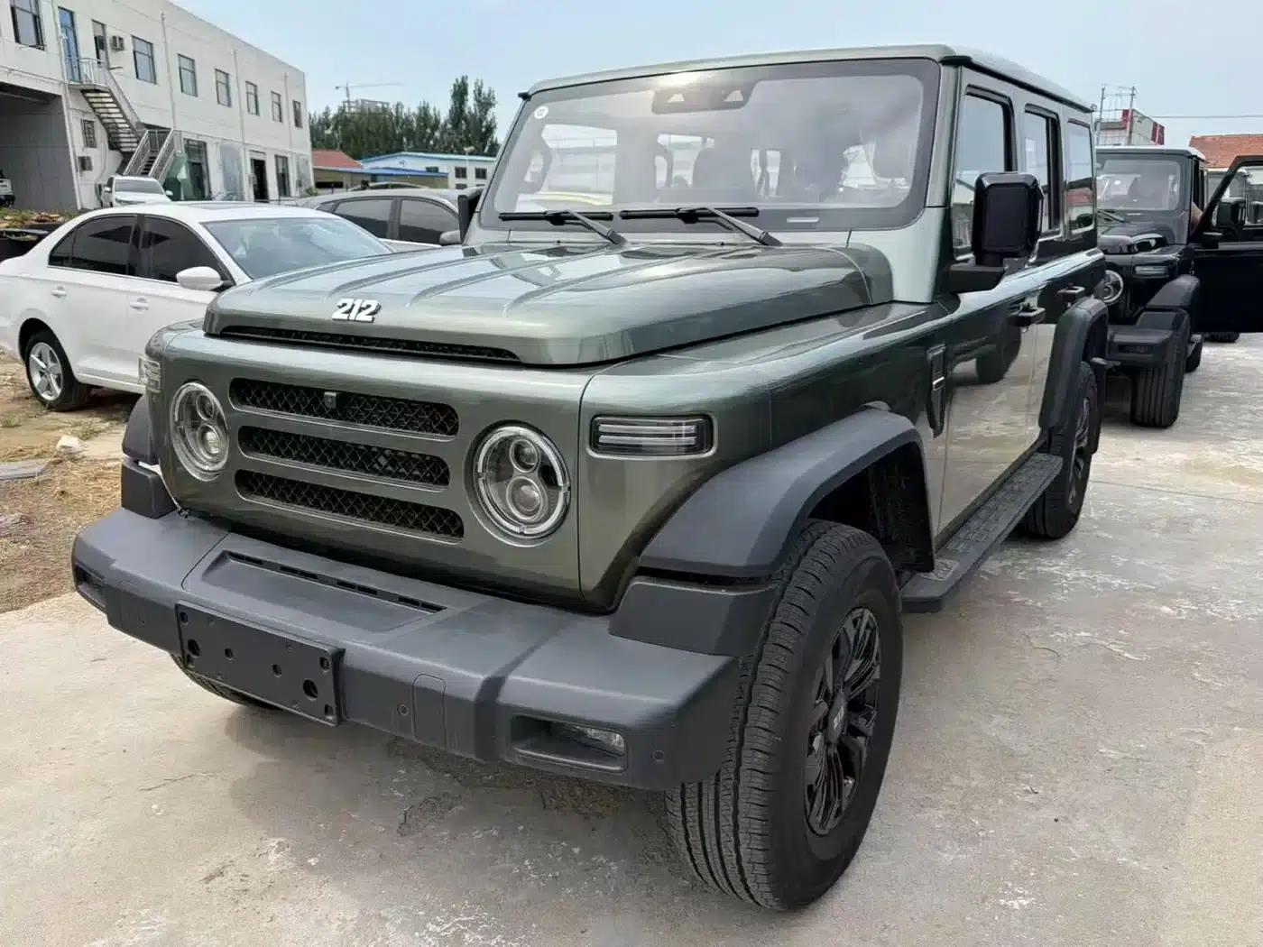 212 T01 2024 Explorer 2.0T — миниатюра 1