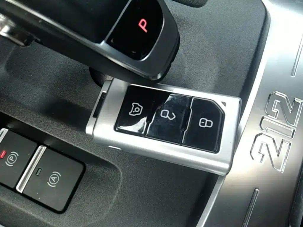 212 T01 2025 Model 2.0T Diesel — миниатюра 15