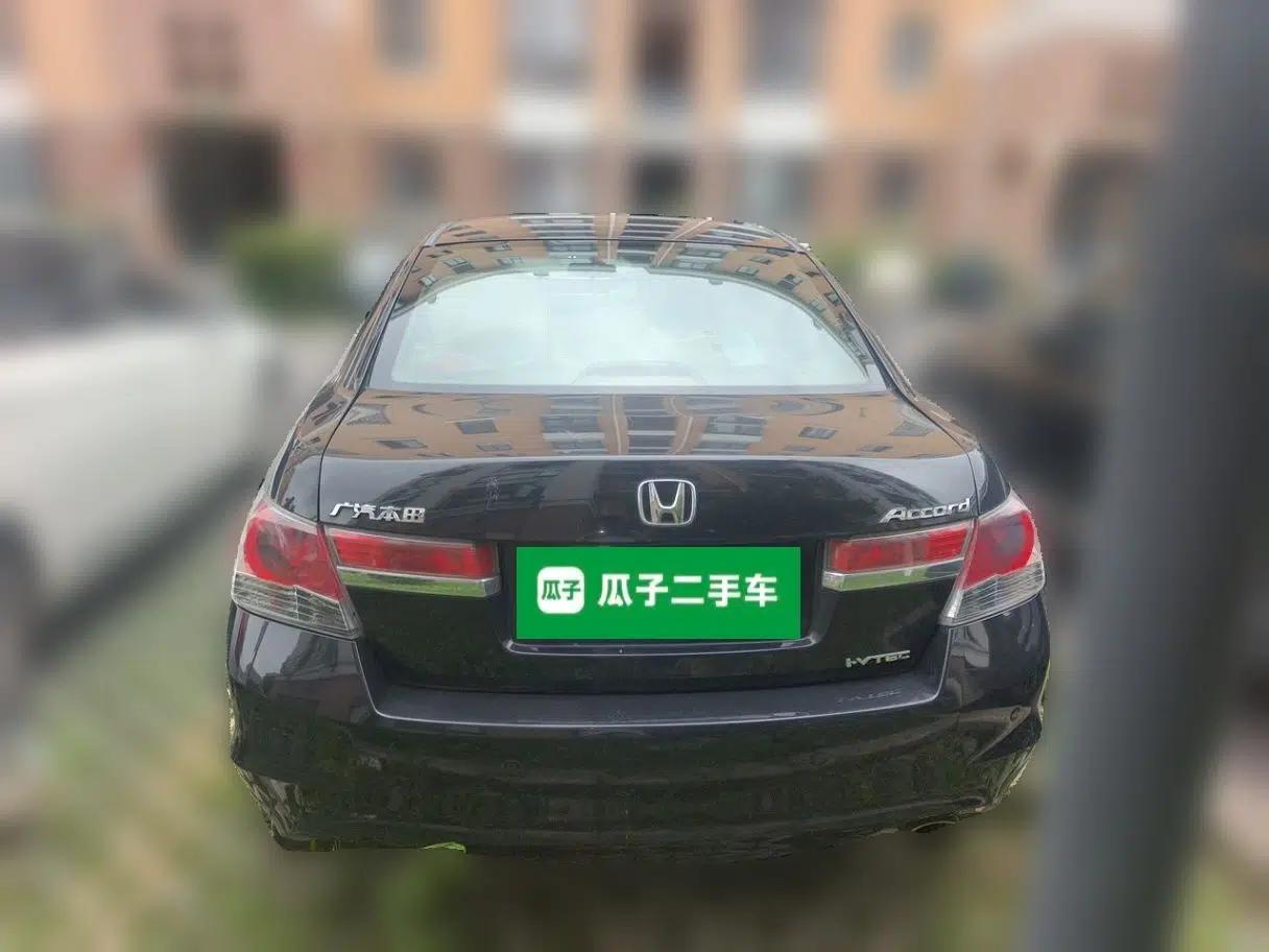 Honda Accord 2011 2.0L EX — миниатюра 5