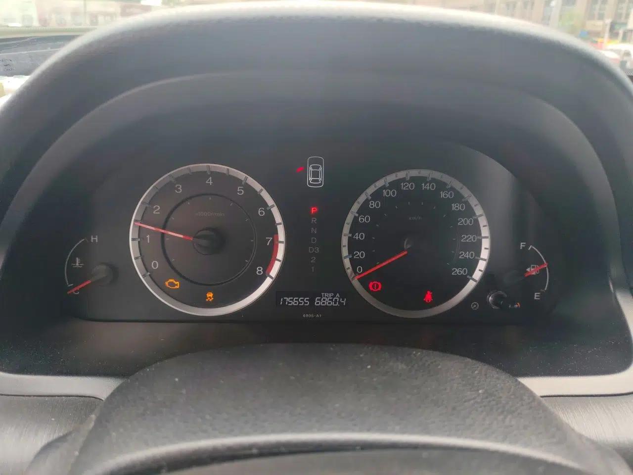 Honda Accord 2012 2.4L SE — миниатюра 11