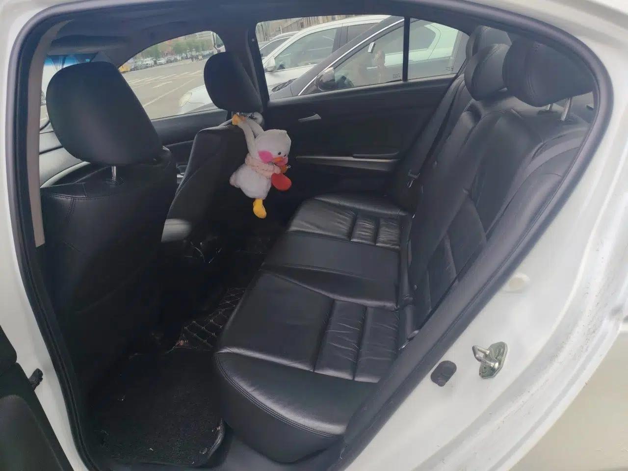 Honda Accord 2012 2.4L SE — миниатюра 17