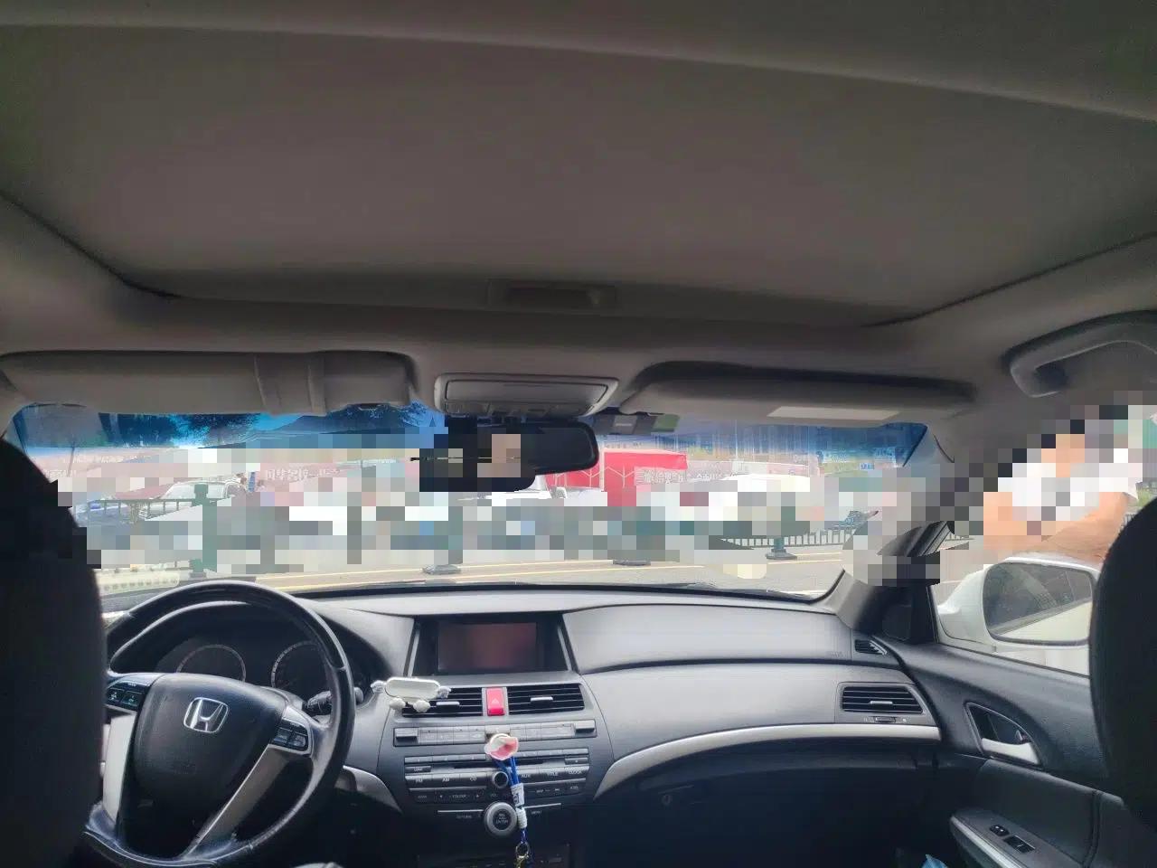 Honda Accord 2012 2.4L SE — миниатюра 18