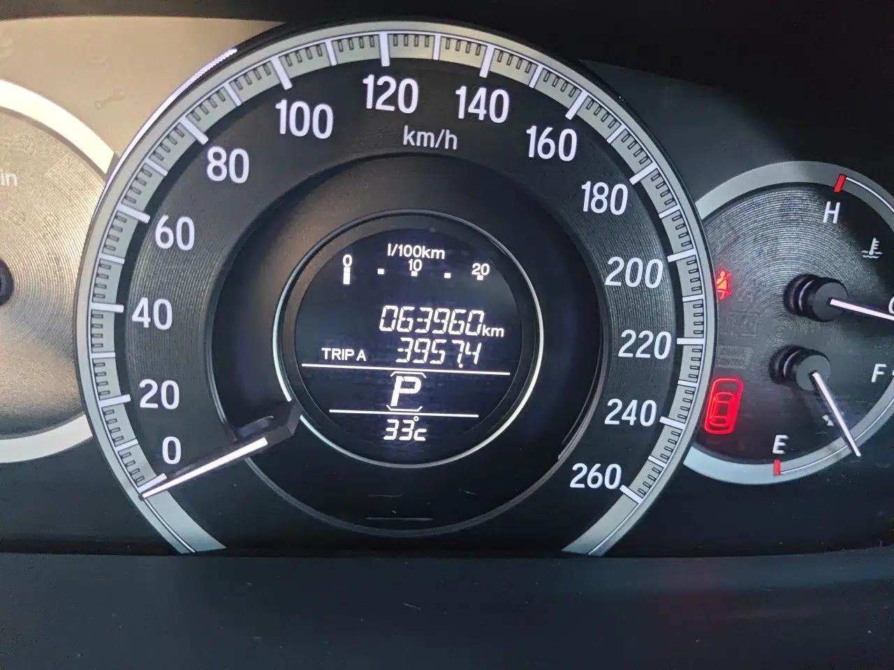 Honda Accord 2016 2.0L Comfort Edition — миниатюра 12