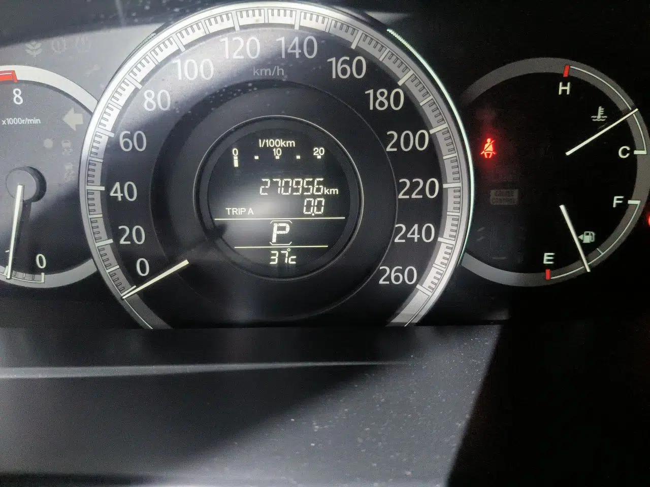 Honda Accord 2014 2.4L EX Luxury Edition — миниатюра 12