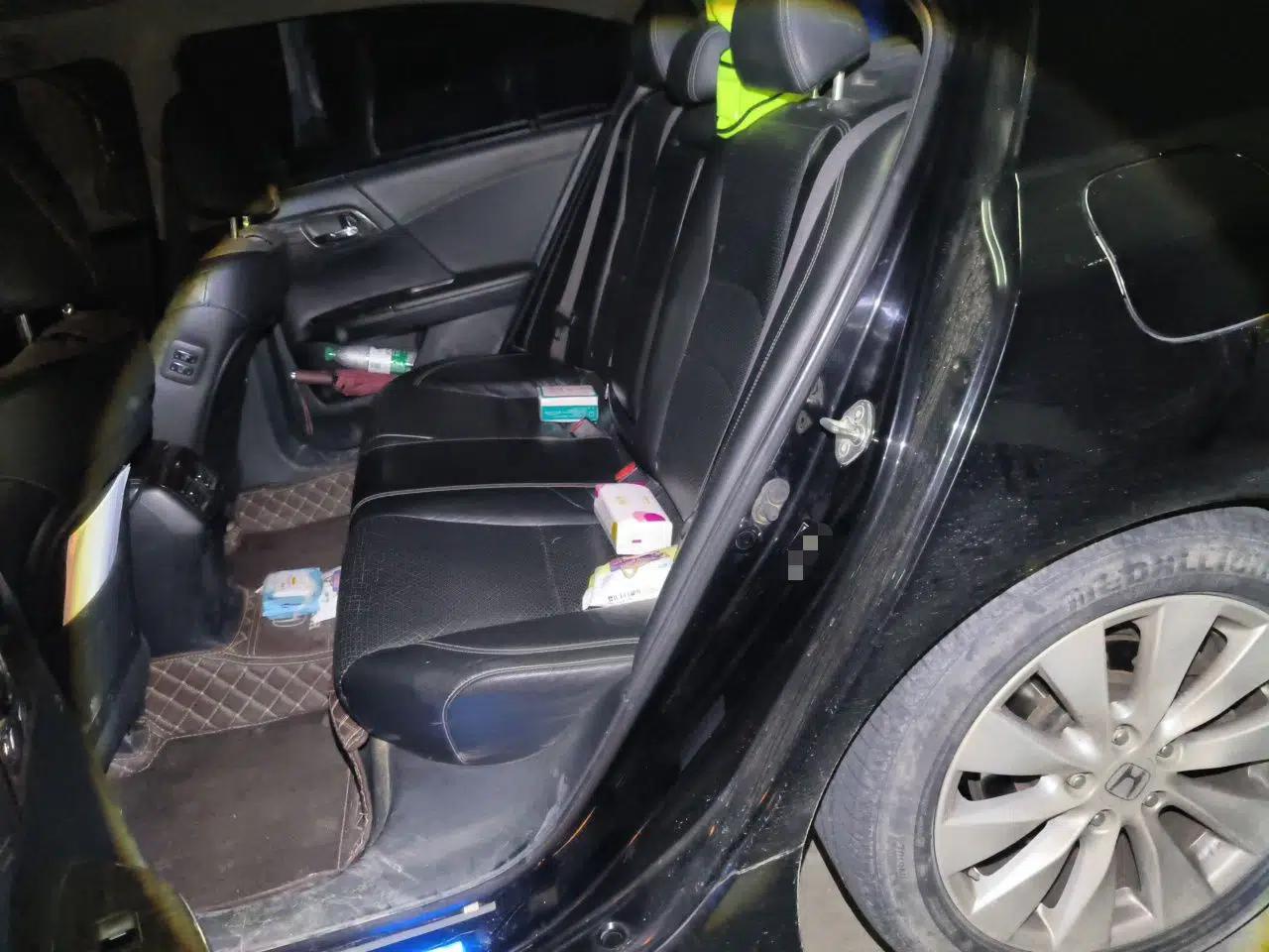 Honda Accord 2014 2.4L EX Luxury Edition — миниатюра 17