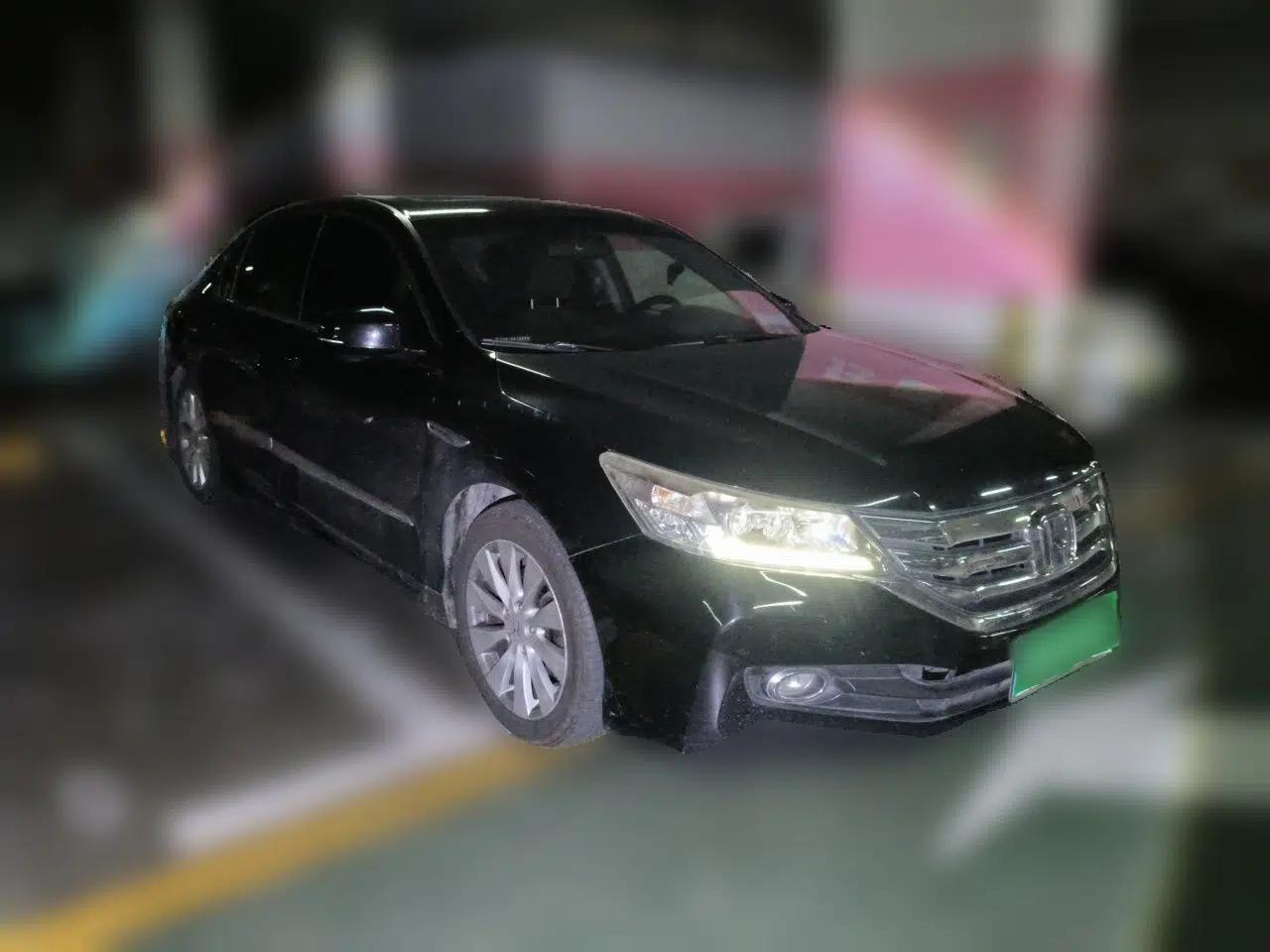 Honda Accord 2014 2.4L EX Luxury Edition — миниатюра 3