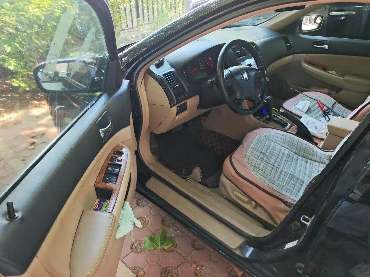Honda Accord 2004 2.4L — миниатюра 16