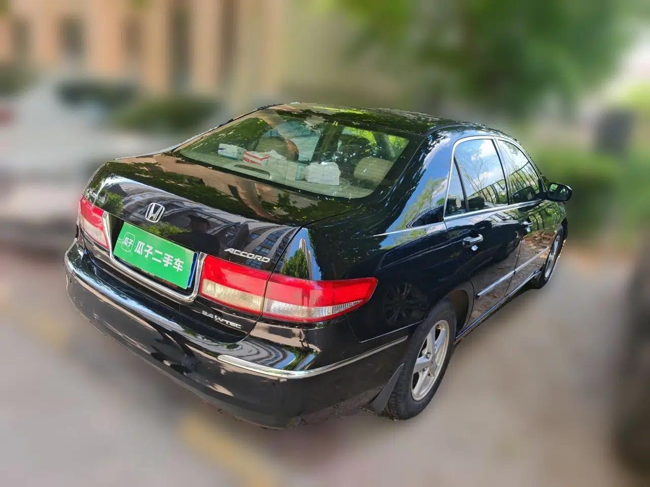 Honda Accord 2004 2.4L — миниатюра 6