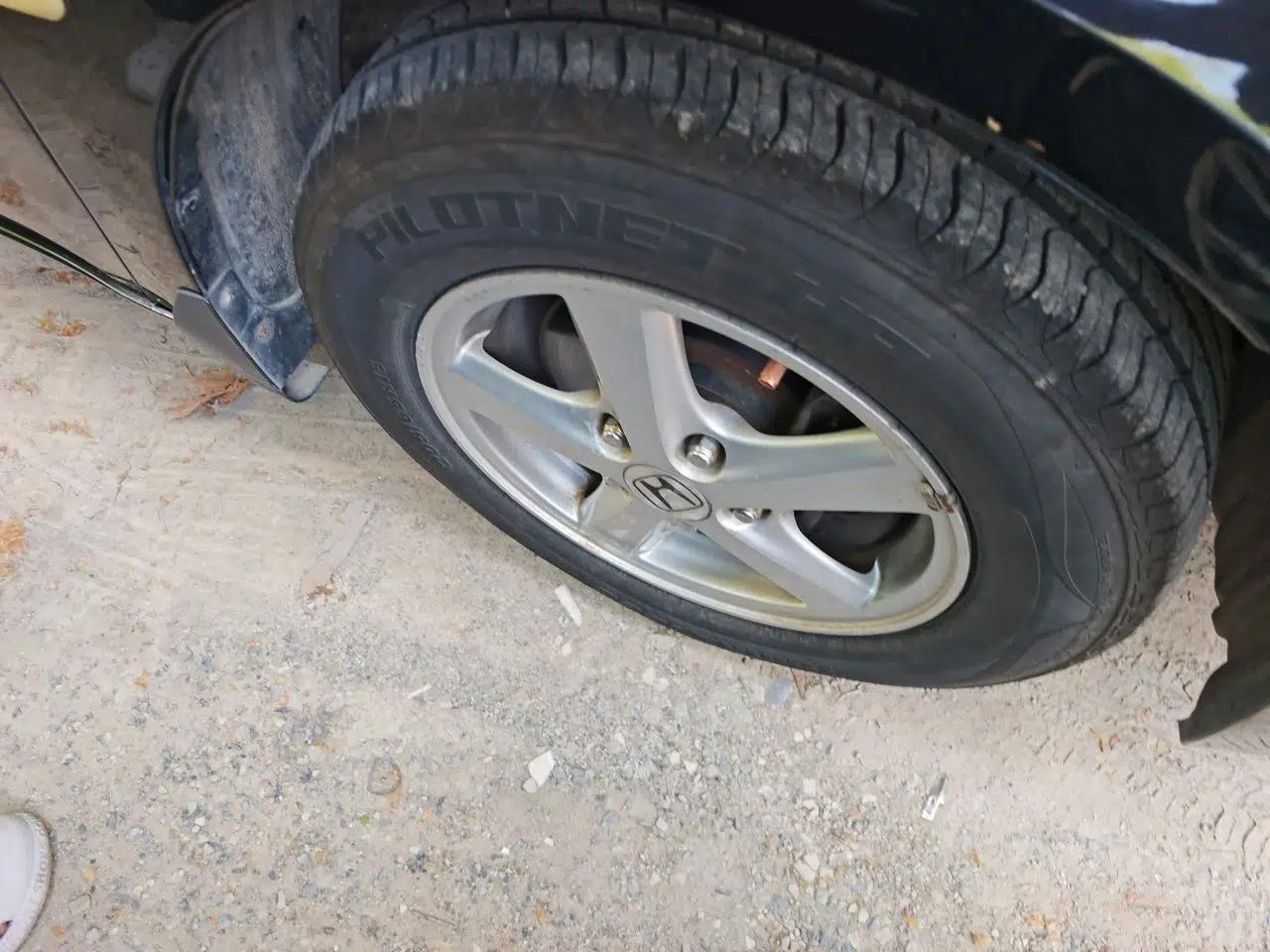 Honda Accord 2004 2.4L — миниатюра 8