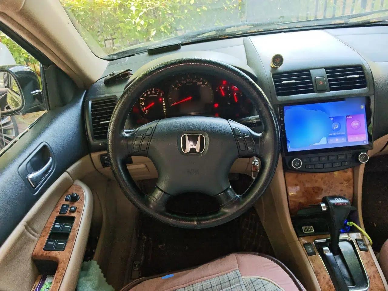 Honda Accord 2004 2.4L — миниатюра 10