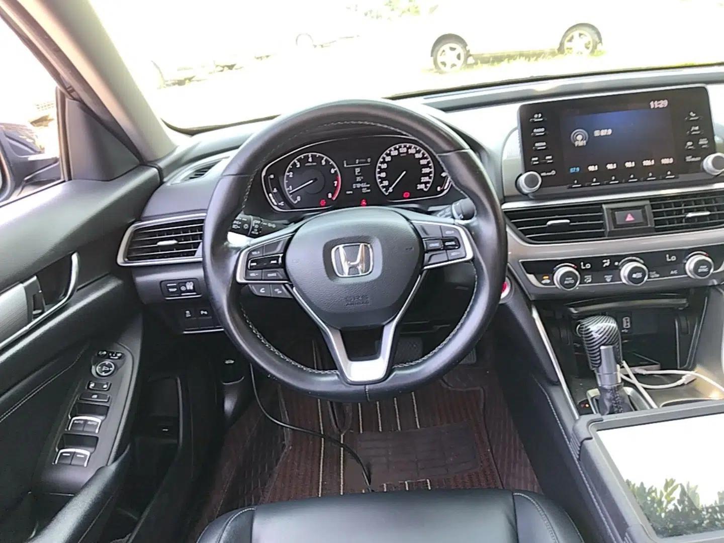 Honda Accord 2018 260TURBO Elite Edition China VI — миниатюра 18