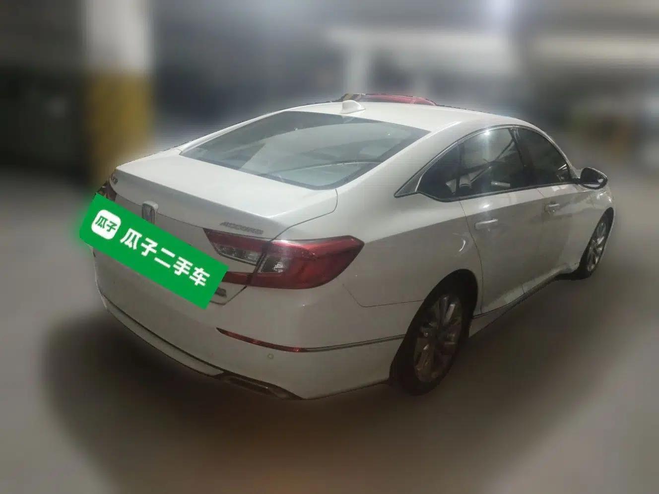 Honda Accord 2018 260TURBO Elite Edition China V — миниатюра 6