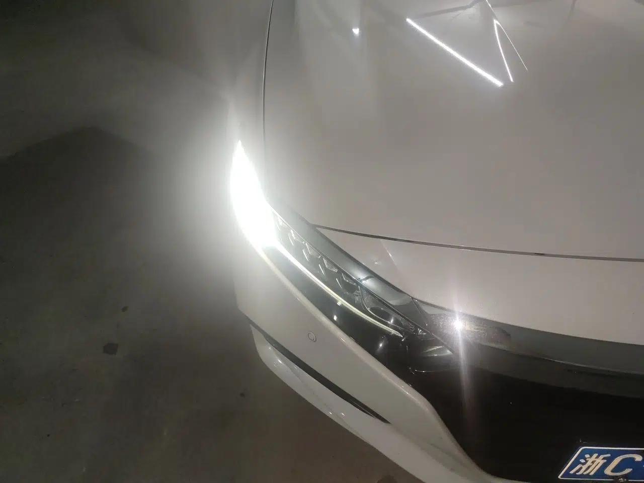 Honda Accord 2018 260TURBO Elite Edition China V — миниатюра 7