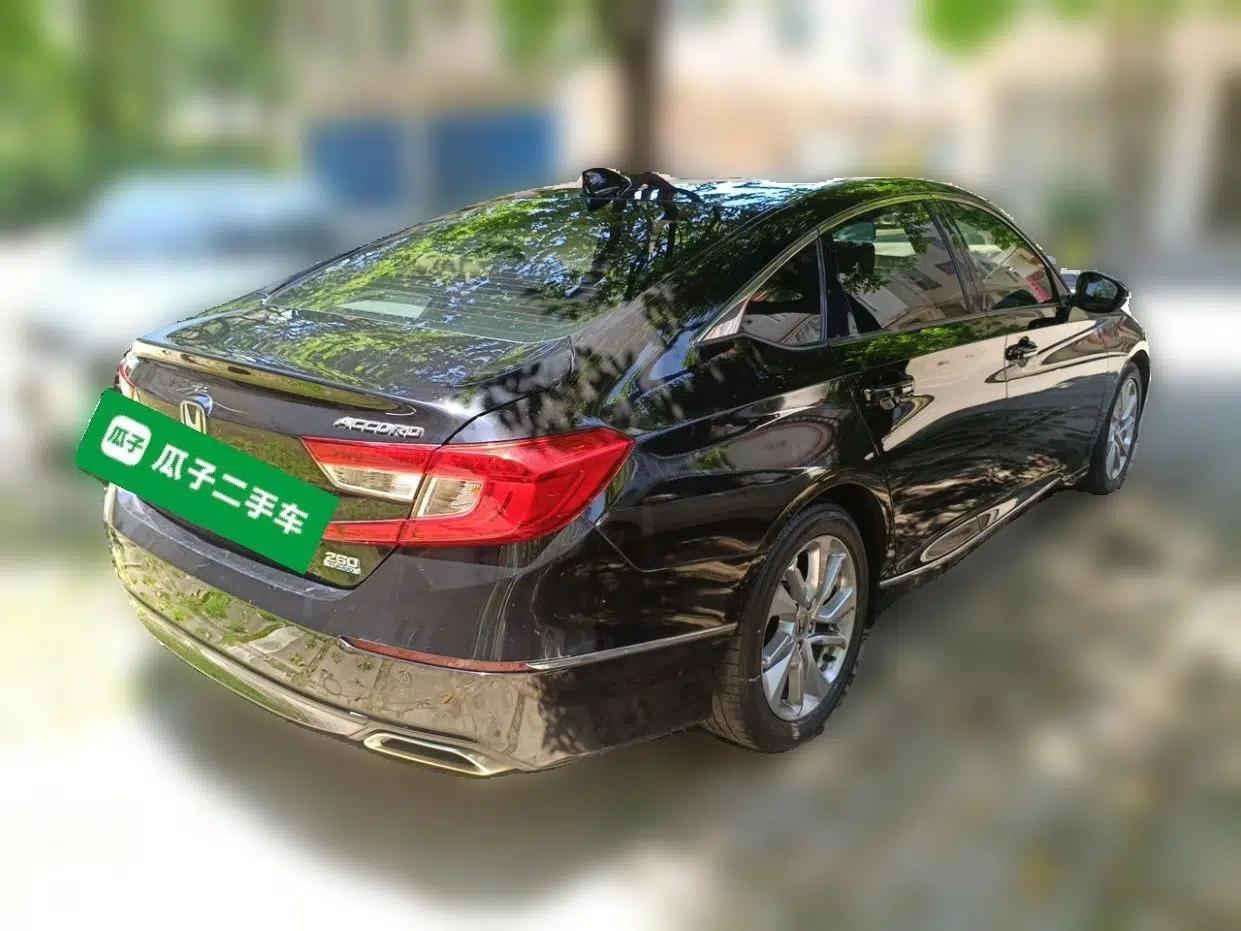 Honda Accord 2018 260TURBO Elite Edition China V — миниатюра 6