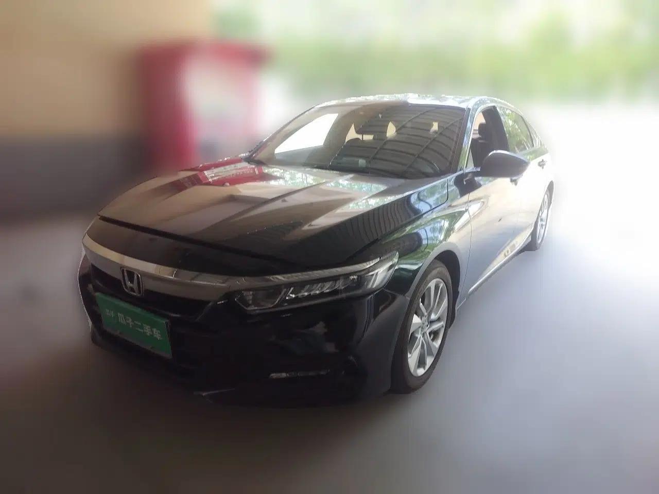 Honda Accord 2018 260TURBO Elite Edition China V — миниатюра 1