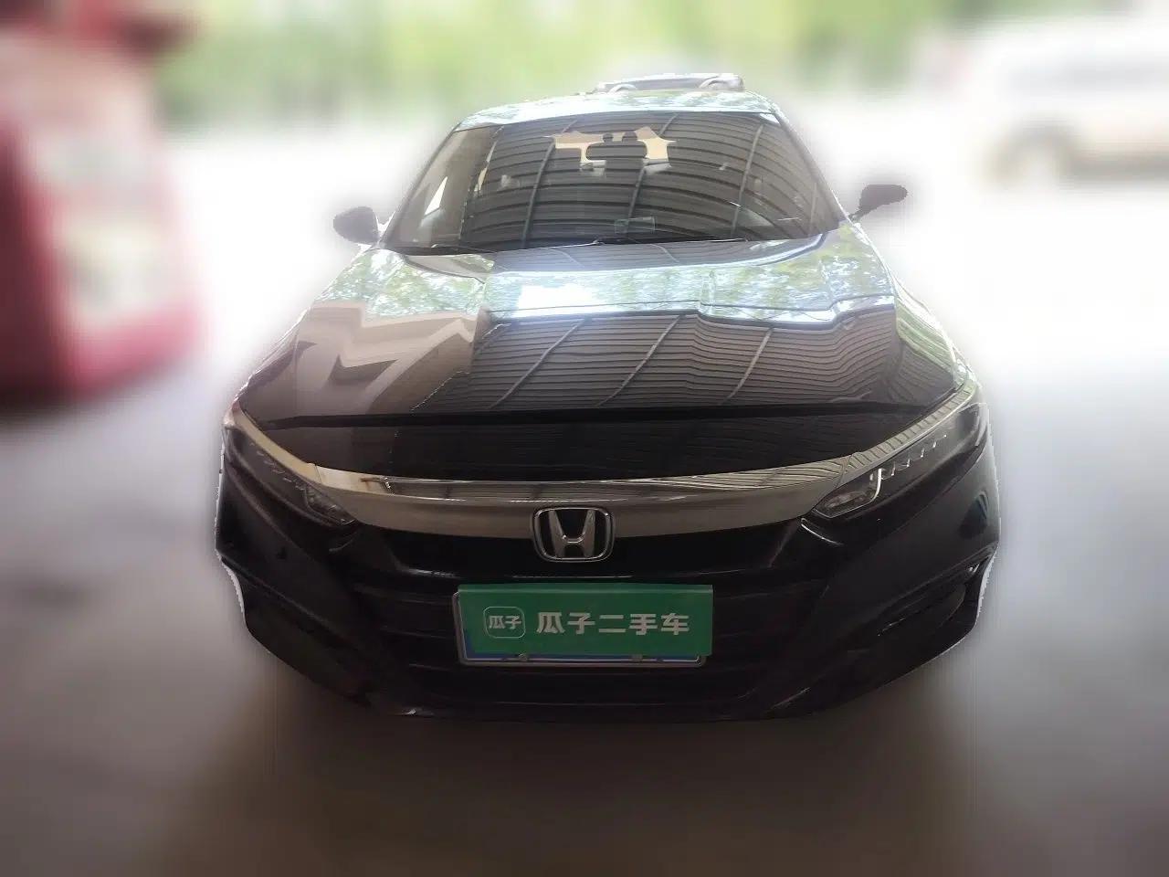 Honda Accord 2018 260TURBO Elite Edition China V — миниатюра 2