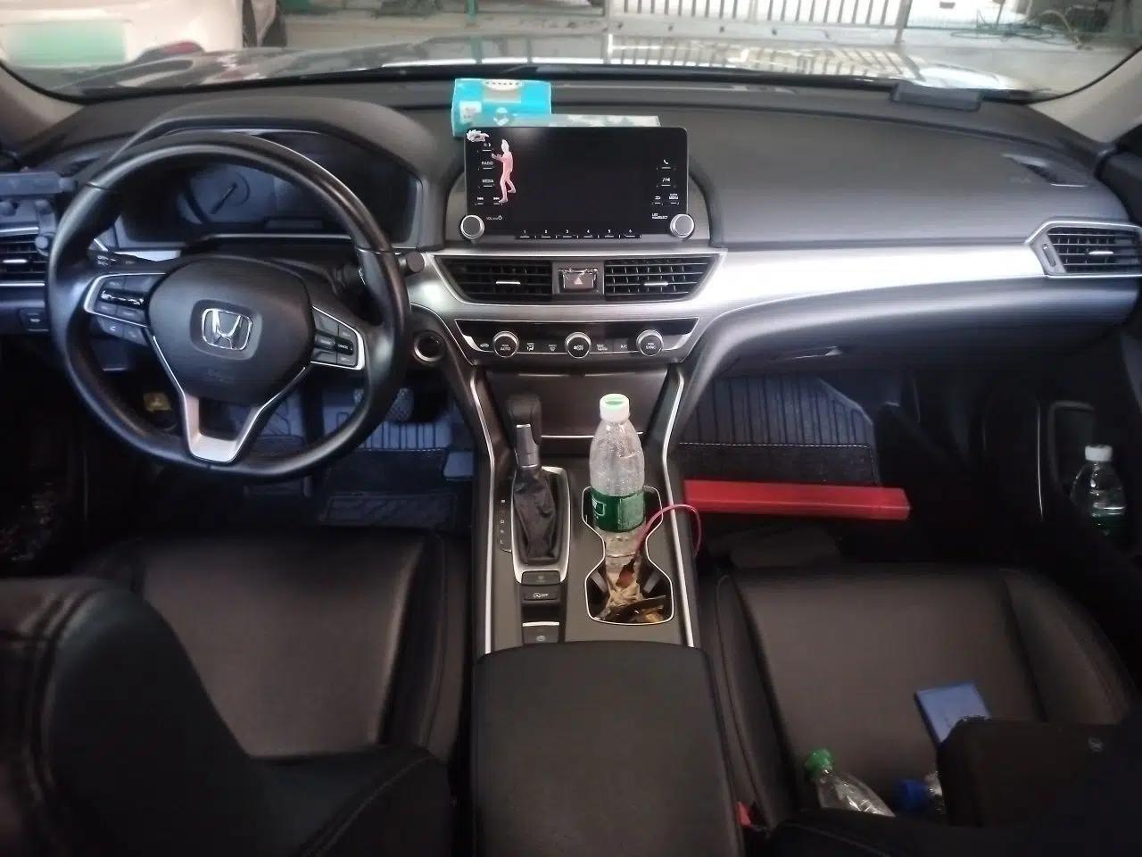 Honda Accord 2018 260TURBO Elite Edition China V — миниатюра 9